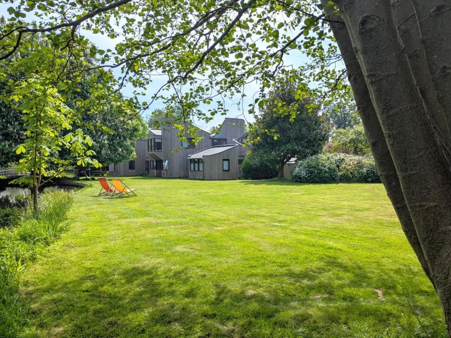 Unique & Rural Child Friendly Annexe With Large Gardens, Games & Tennis Court - Chichester Holiday Properties Kültér fotó