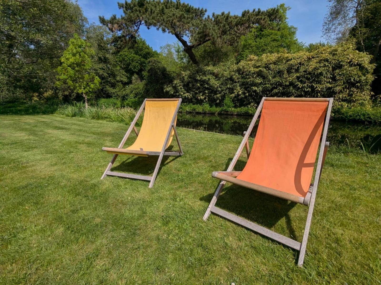 Unique & Rural Child Friendly Annexe With Large Gardens, Games & Tennis Court - Chichester Holiday Properties Kültér fotó